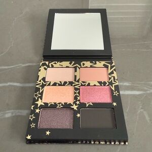 MAC EYESHADOW PALETTE - STAR SIGHTING COMPACT: FUSCHIA - 6 COLOURS